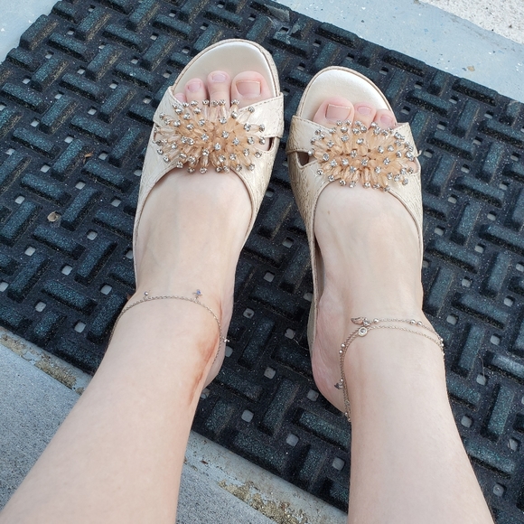 Pierre Dumas Beaded Accent Chunky Slip-on Wedges - Picture 5 of 16